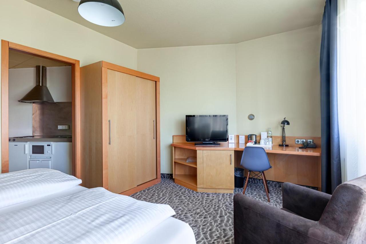 Doblergreen Hotel Stuttgart-แกร์ลิงเงน ภายนอก รูปภาพ