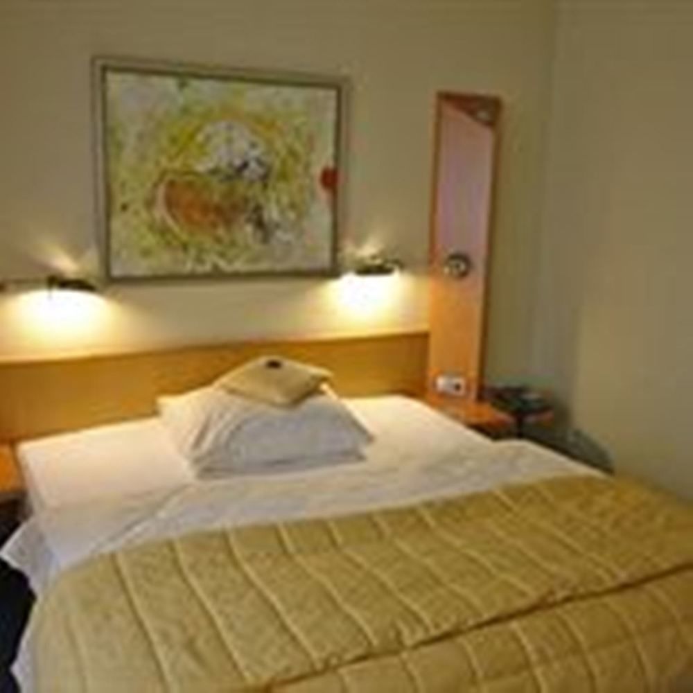Doblergreen Hotel Stuttgart-แกร์ลิงเงน ภายนอก รูปภาพ